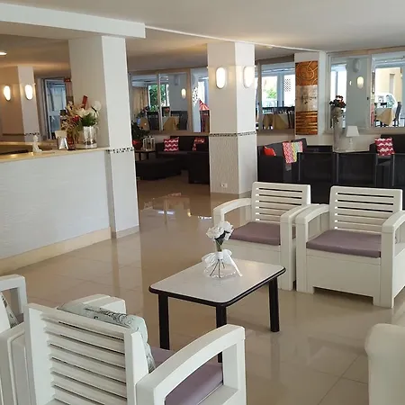 Hotel Raffaello-3