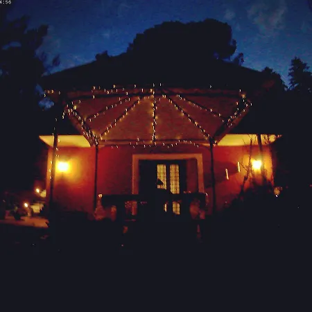 B&B Il Giardino Delle Camelie-2