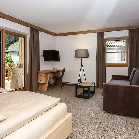 Hotel Gasthof Höllriegl-2