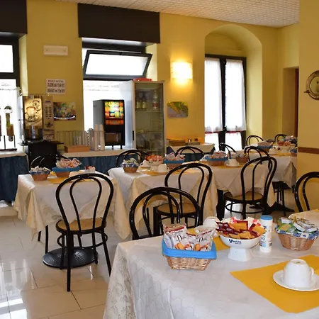 Hotel Mary-2