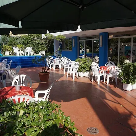 Hotel Caravan B&B-2