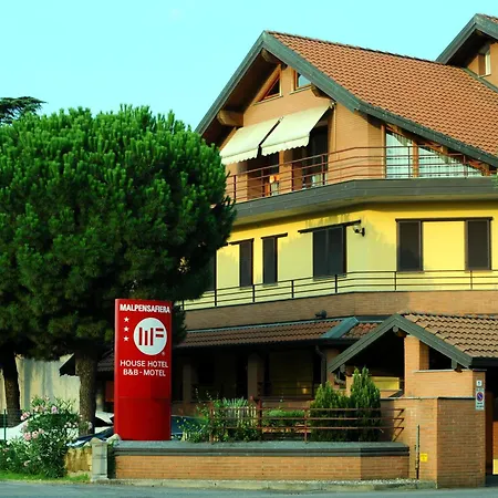 Hotel Malpensafiera-3