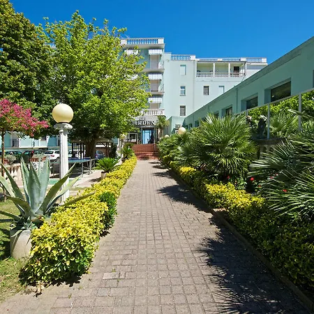 Hotel Garden-3