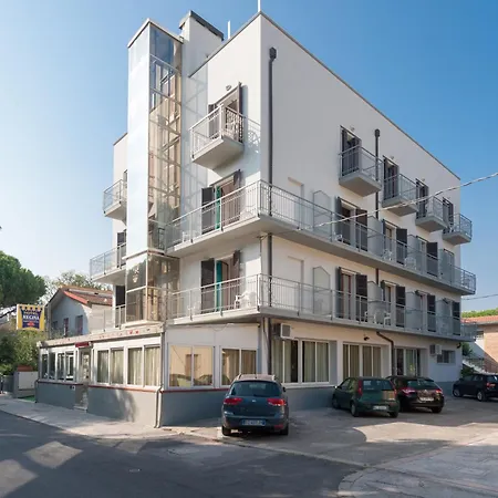Regina Hotel E Ristorante-2