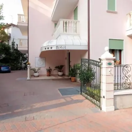 Nice Hotel-2