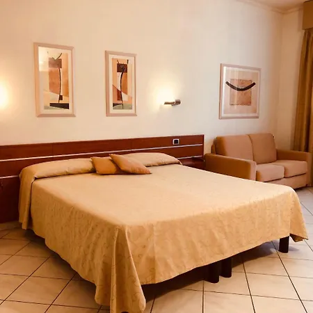 Hotel Delfina-2