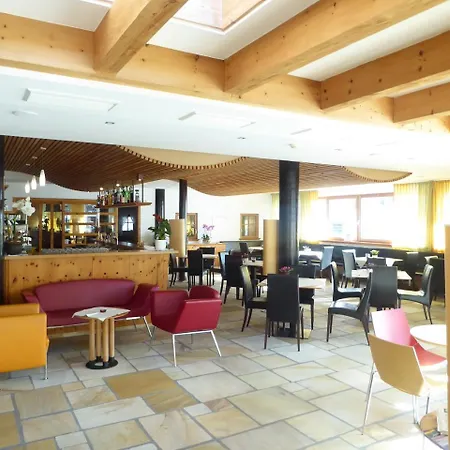 Sporthotel Rasen-3