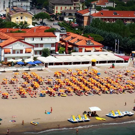 Hotel Righetto Fronte Mare-3