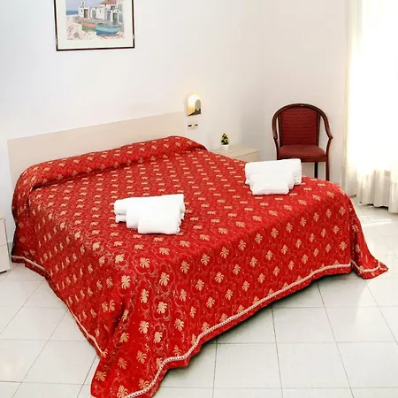 Hotel Desìo-3