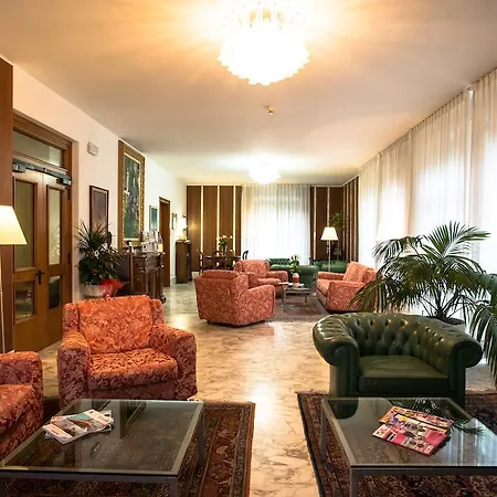 Hotel Roma-2