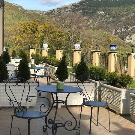 Borgo Donna Teresa-2