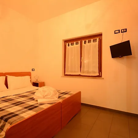 Flat House-3