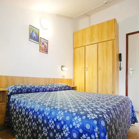 Hotel Marina-2