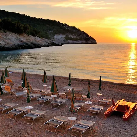 Pugnochiuso Resort Hotel Del Faro-3