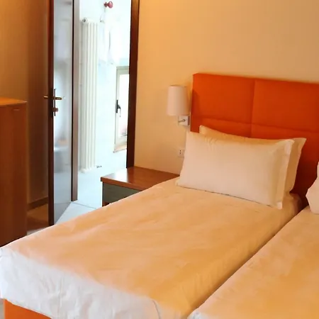 Hotel Villa Azzurra-3