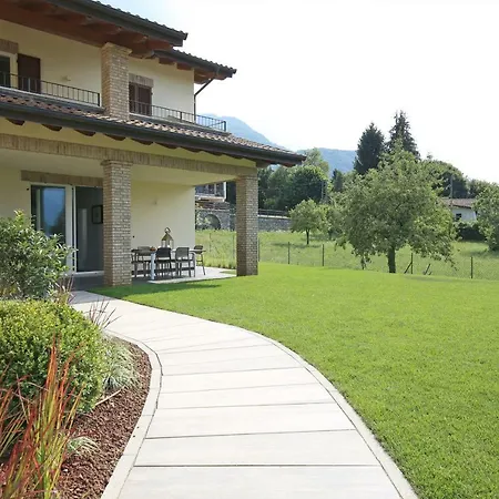 Cà Stagia holiday house with private swimming-pool-3