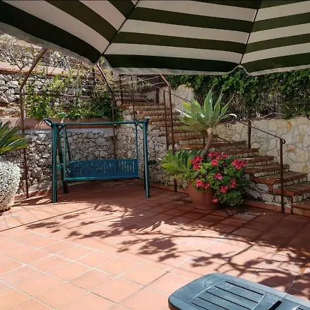 Villa Del Golfo Urio With Swimming Pool Shared By The Two Apartments It Is Essential To Have A Car-2