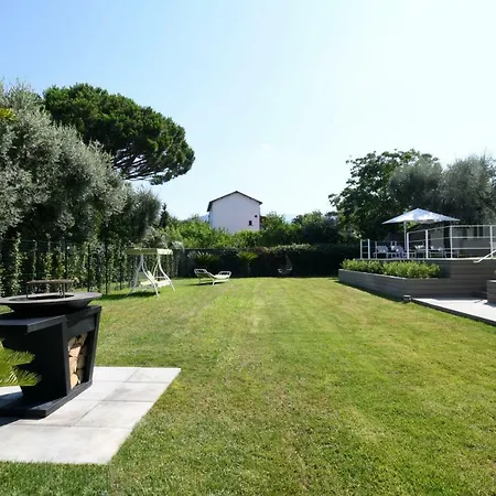 Villa Massa Residence-2