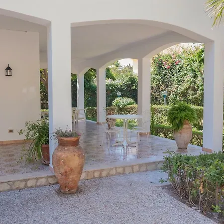 Isabel House-2
