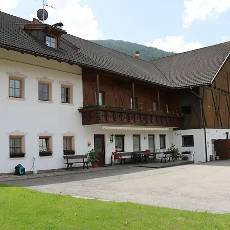 Farmstay Lindnerhof Apartments & Rooms-2