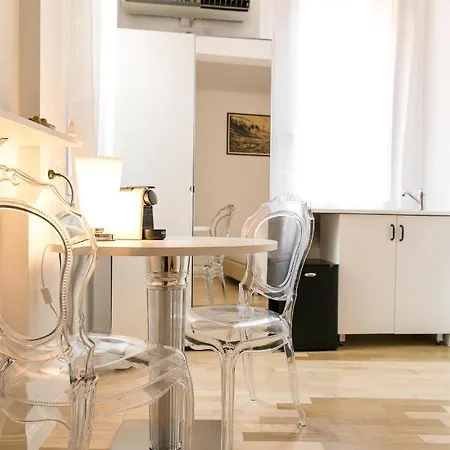 Myrtha Bb-2