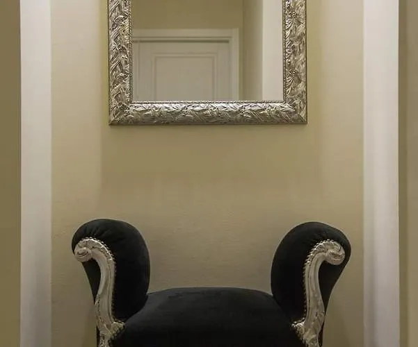 Central Station Rooms