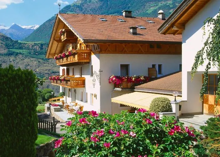 Gasthof Weisses Kreuz Naturns