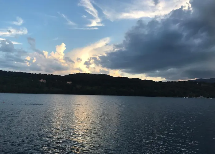 Notte sul Lago