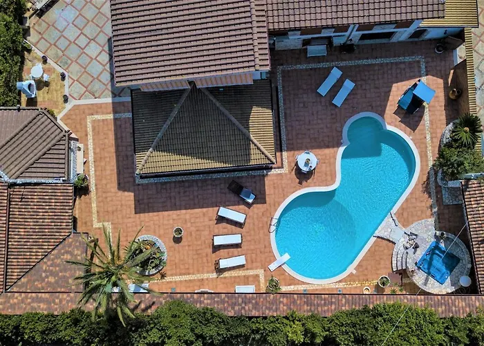 Villa Blondie con piscina a Castellammare del Golfo