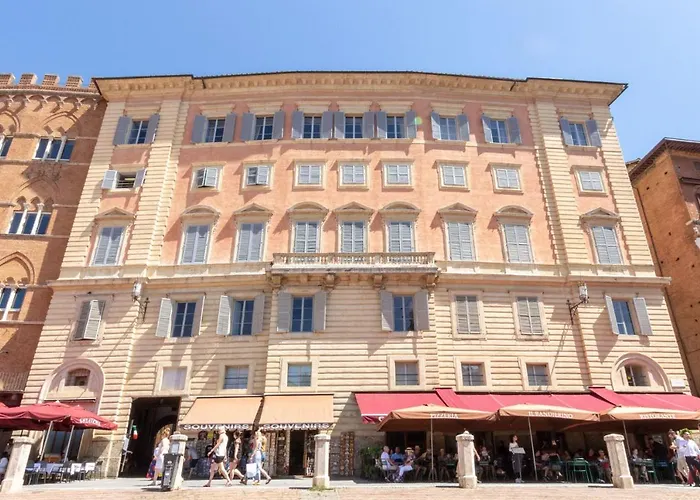 Palazzo Chigi Zondadari