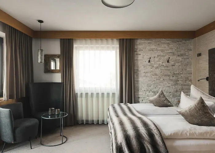 Garni Hotel Platzer Burgeis