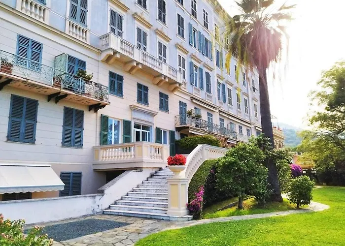 Casaviva - Beautiful Bilo With Shared Pool In Nervi