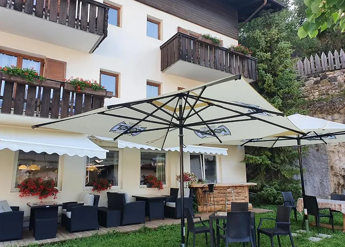 Albergo Bar Ristorante Dolomia