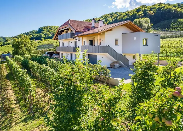 Bed and Breakfast Haus Stolz Eppan an der Weinstraße