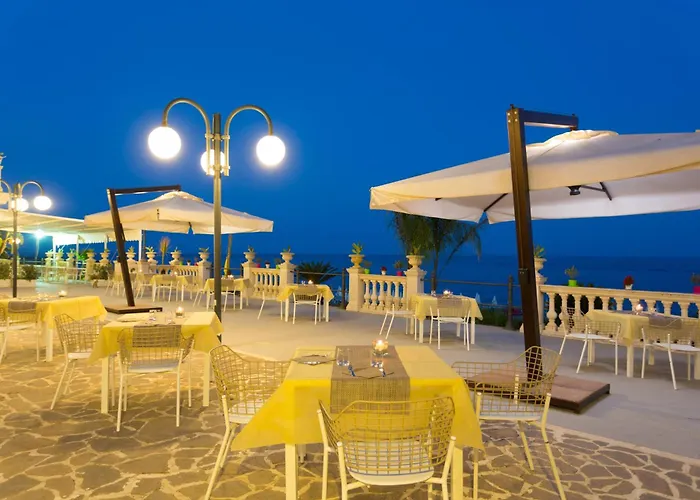 Hellenia Yachting Hotel&SPA