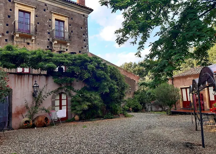 La Rocca Delle Rose