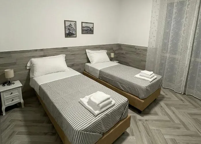 Holiday Rooms Rho