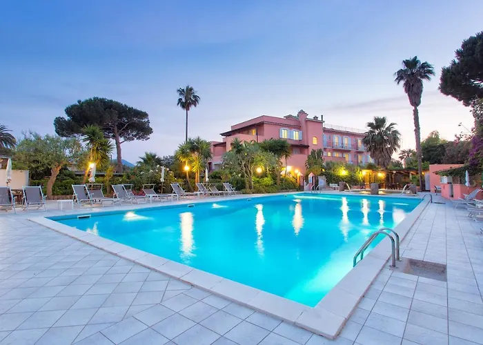 Eden Park Hotel