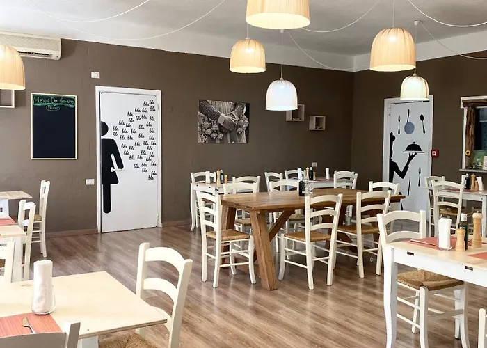Green Gallery Hotel And Restaurant