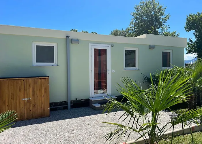 The Camp By Maggiore Suites Maccagno