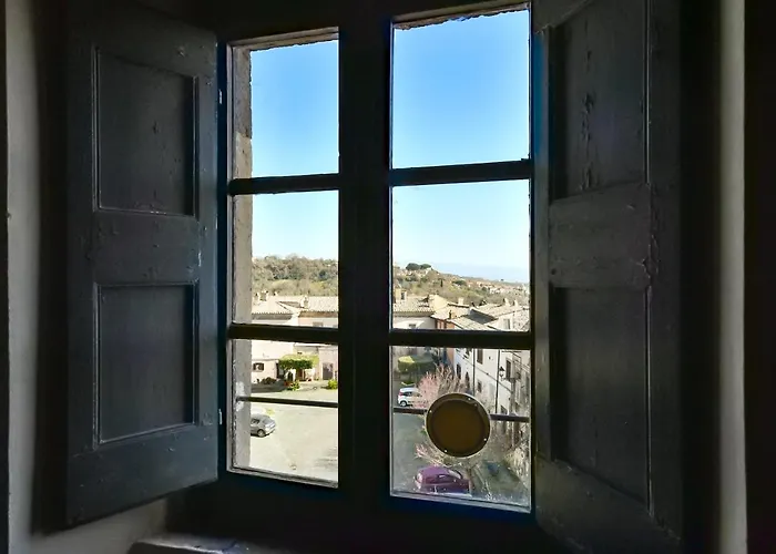 Castello Costaguti