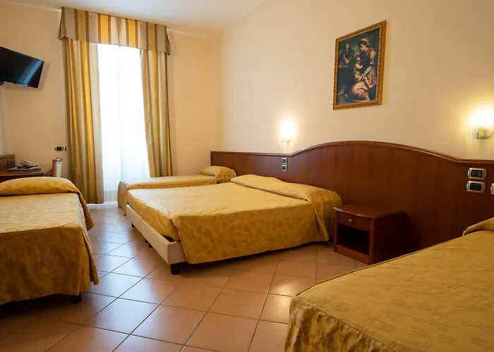 Hotel Garda Family House Castelletto Di Brenzone
