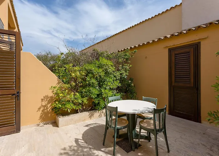 Phi Hotel La Tonnara Di Bonagia Valderice