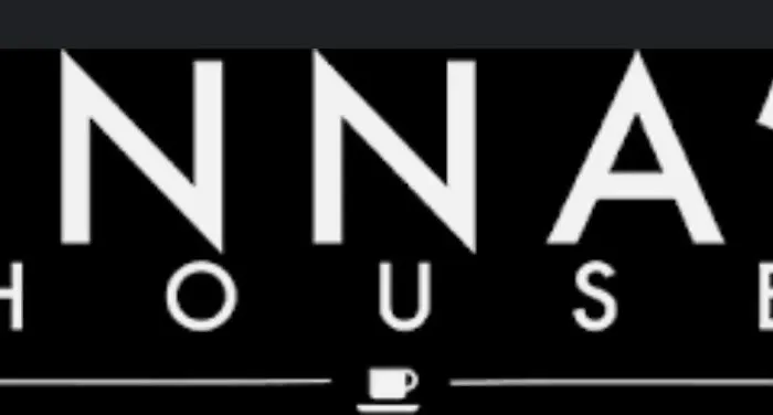 Anna'S House