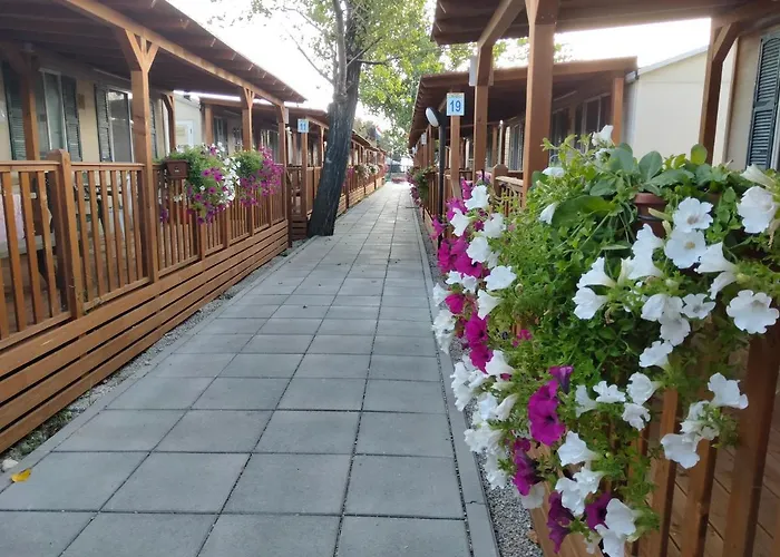 VILLAGGIO Degli ANGELI SCERNE PINETO