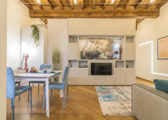 Tuscus Apartments