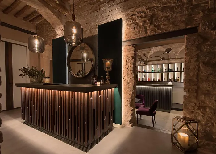 Times Suites - Guesthouse - Etruria Collection