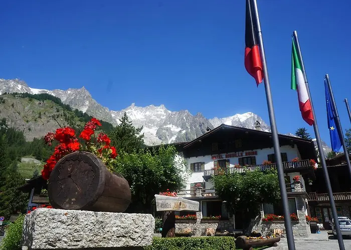 Aiguille Noire