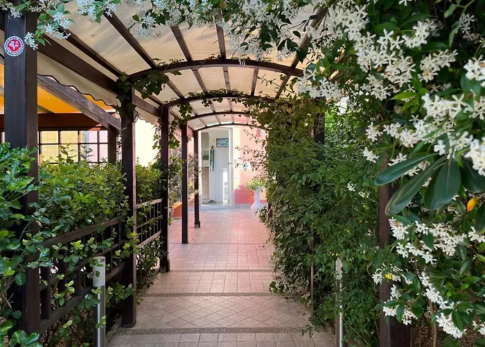 Hotel Ellymar