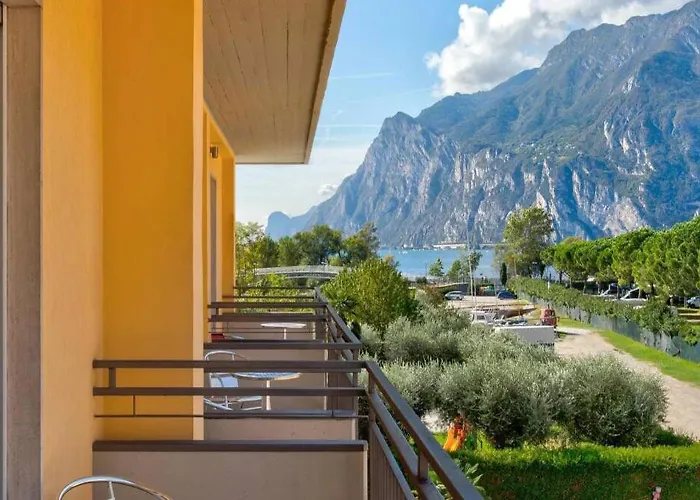 Hotel Roma Torbole Sul Garda